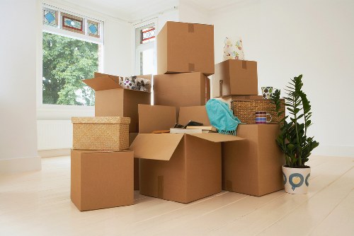 Sustainable moving materials and recycling process in Finchley